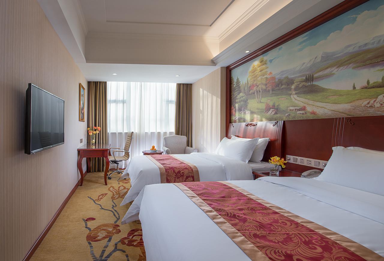 Vienna Hotel Zhongshan Guzhen Town Center Eksteriør billede